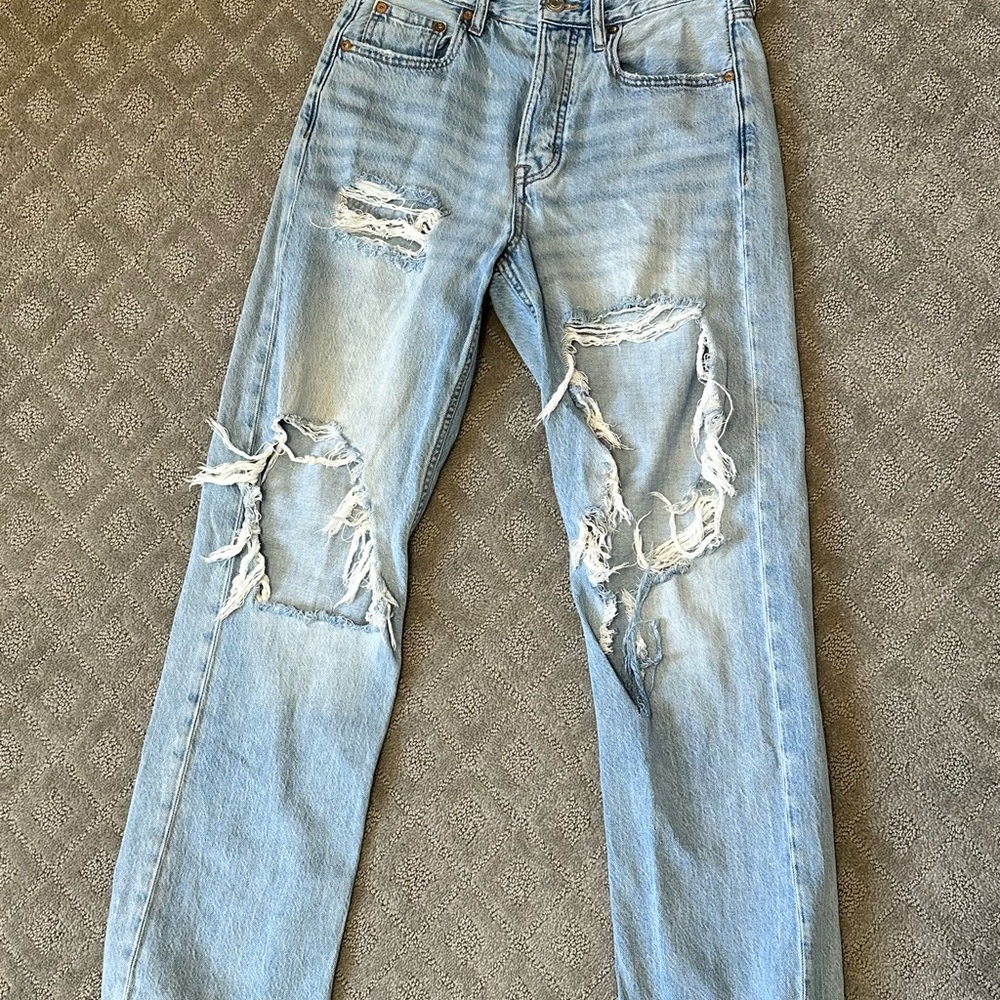 Aeropostale Light Blue Distressed Women's Jeans